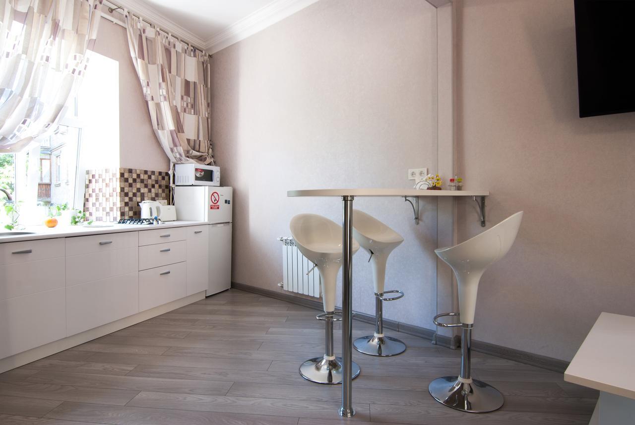 Home Hotel Apartments On Mykhailivska Square - Kiev المظهر الخارجي الصورة