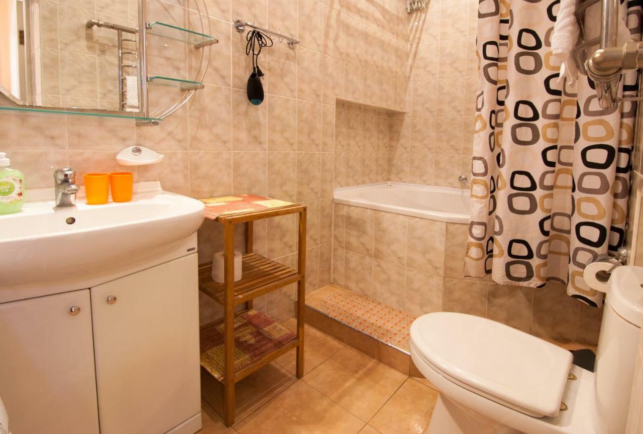 Home Hotel Apartments On Mykhailivska Square - Kiev المظهر الخارجي الصورة