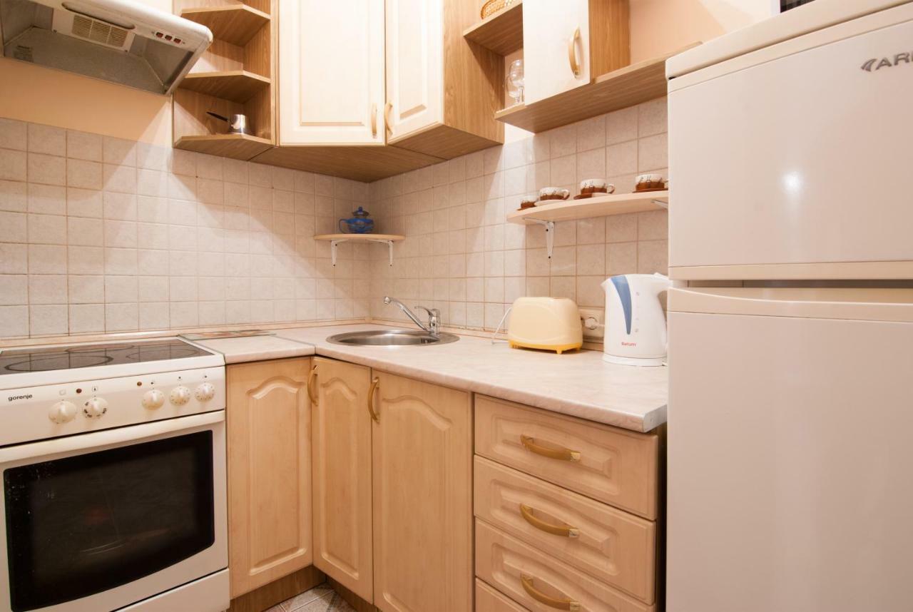 Home Hotel Apartments On Mykhailivska Square - Kiev المظهر الخارجي الصورة